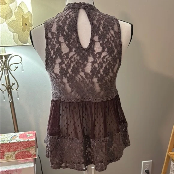 Free People Purple Sleeveless Lace Blouse - Picture 3 of 7